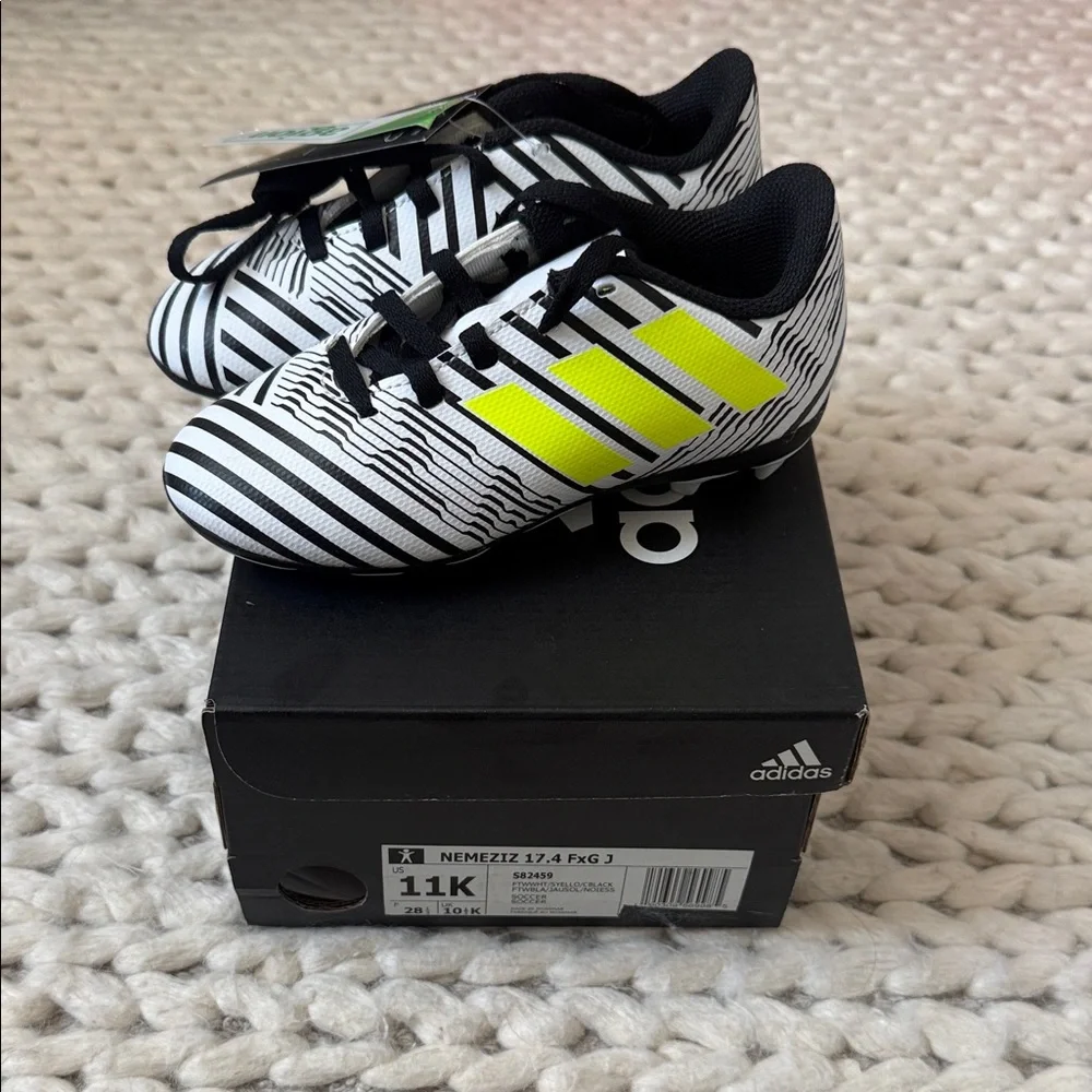 Adidas Nemeziz 17.4 FxG J Soccer Cleats Youth 11K NWT
